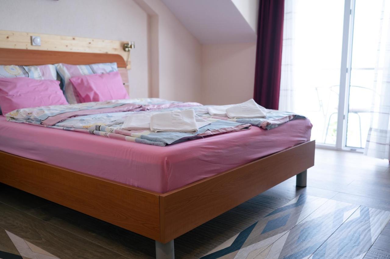 Hotel Holiday-M Ohrid Exterior foto