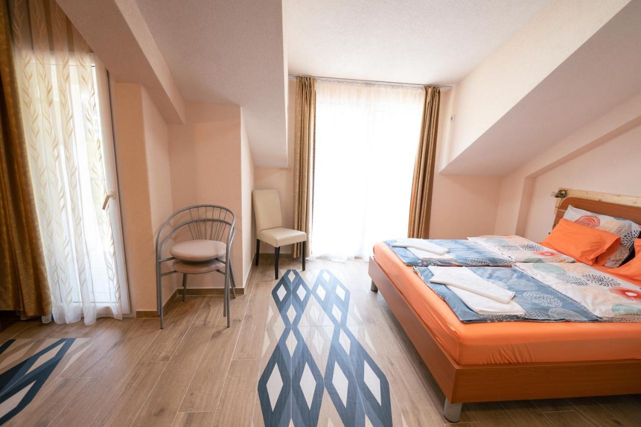 Hotel Holiday-M Ohrid Exterior foto
